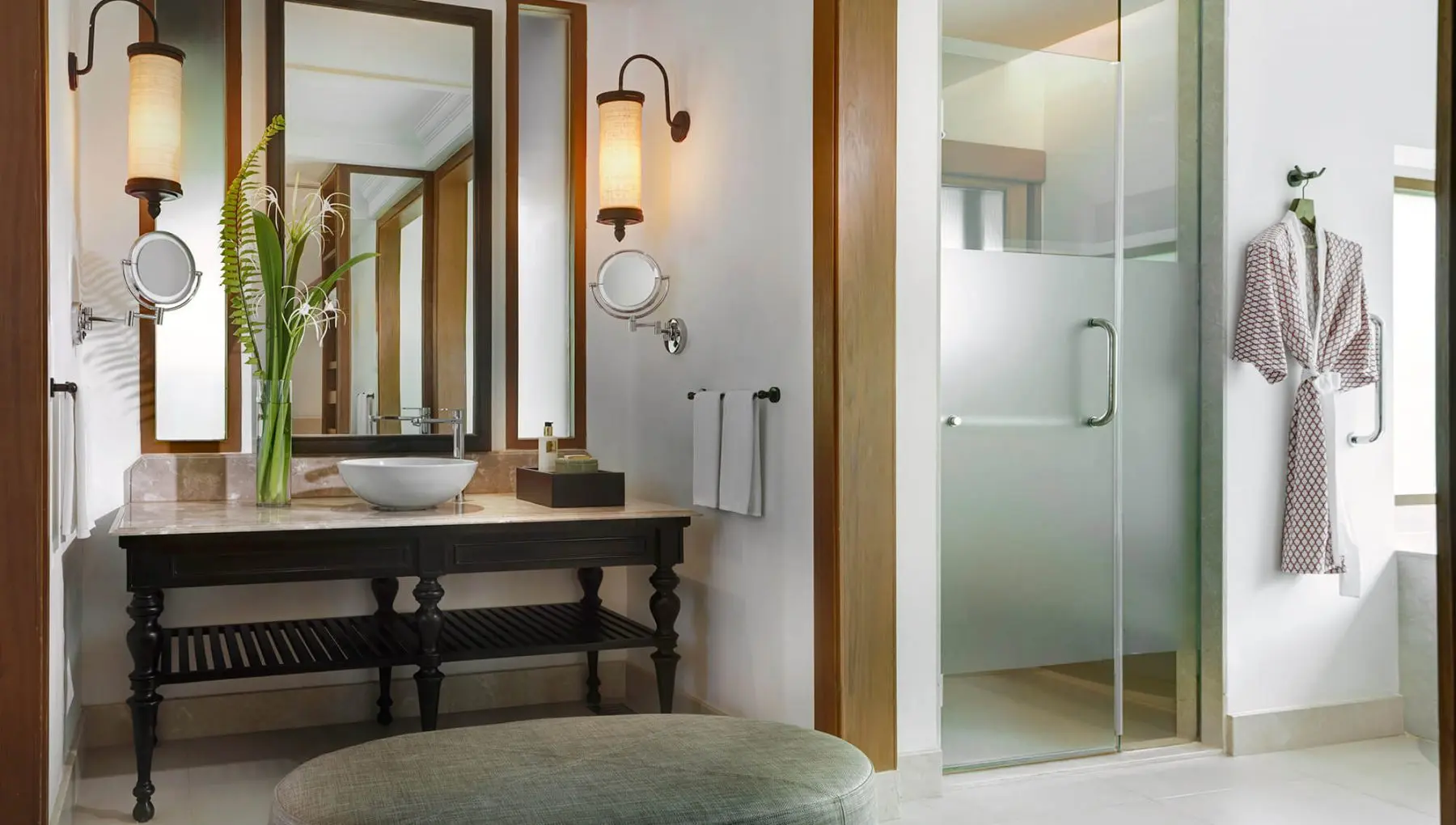 Вилла Делюкс с 2 спальнями и джакузи, вид на пляж