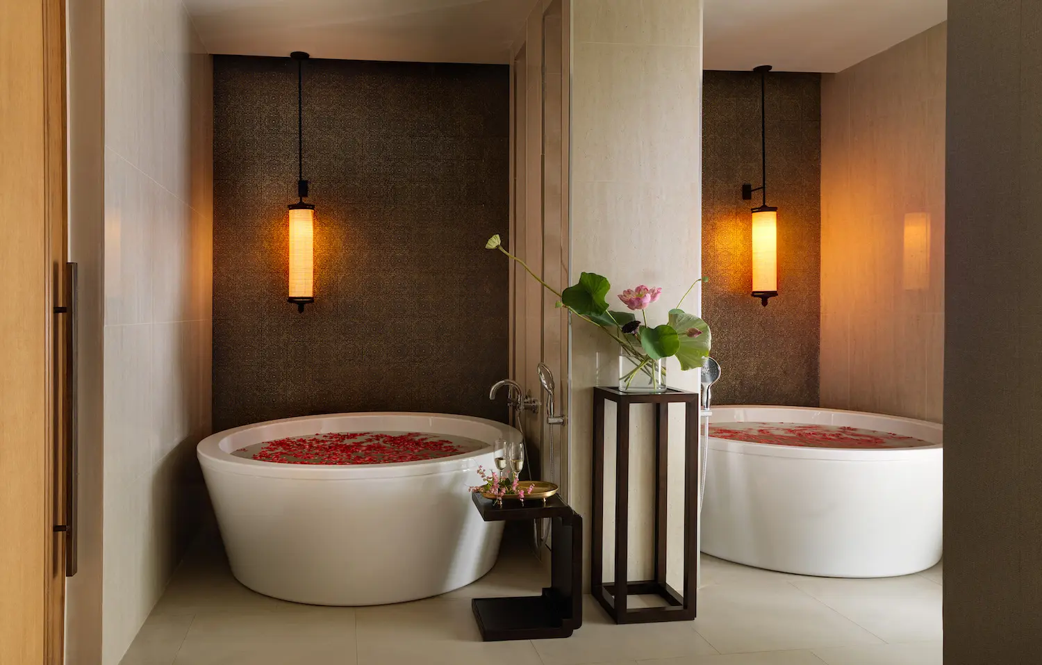 03-Santiburi-Maenam-Len-Spa