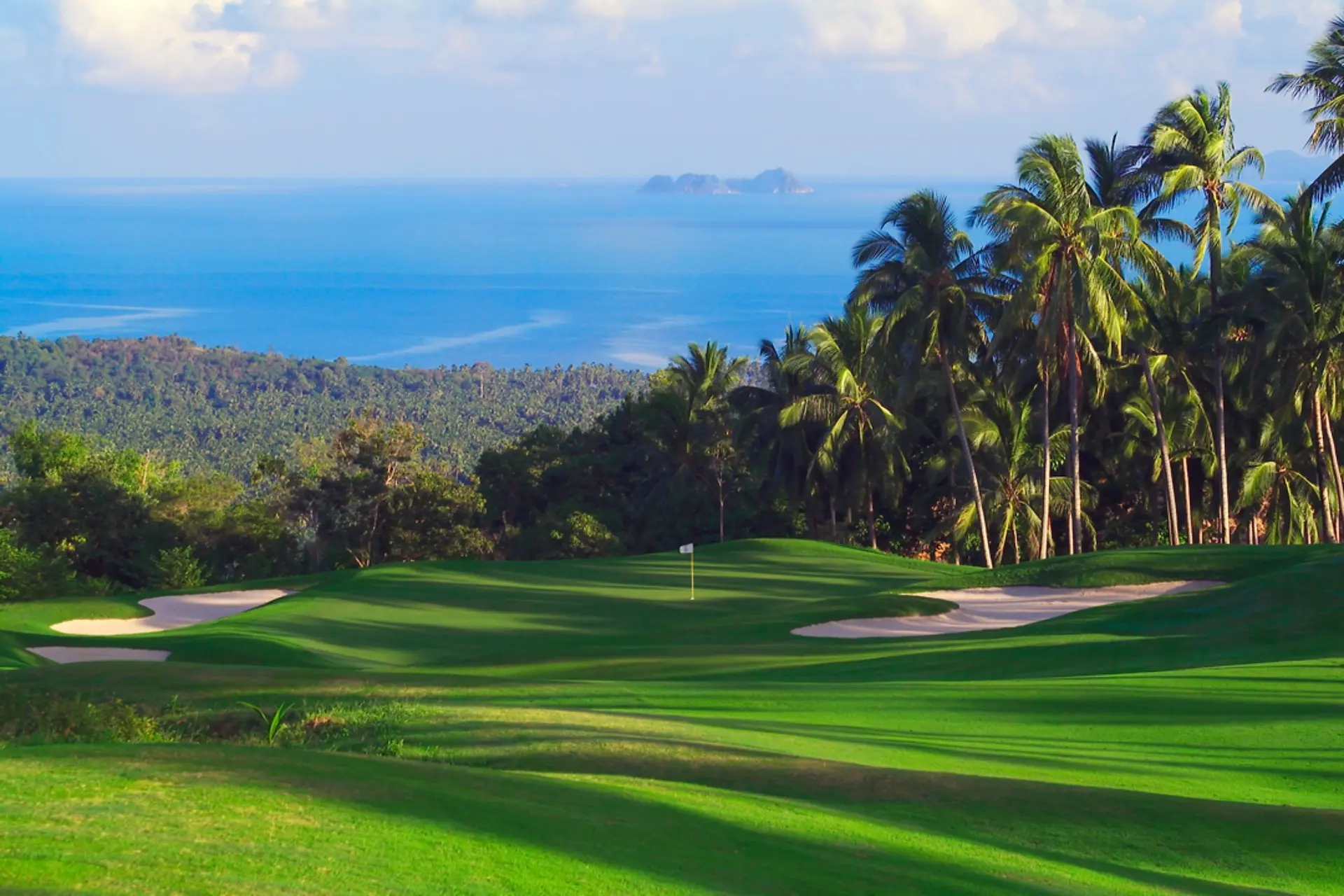 04-Santiburi-Maenam-Samui-Santiburi-Samui-Country-Club.jpg-signature-hole