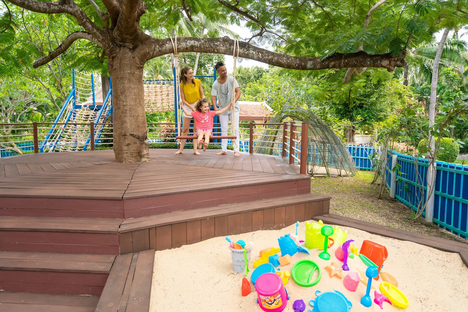 Santiburi-Panya-Yim-Playground(1)