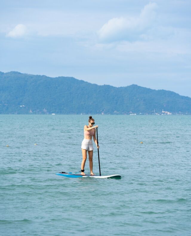 Explore our crystal waters on a paddleboard and find peace on the waves. At @SantiburiSamui, we only offer non-motorised watersports in order to preserve the ocean and marine life. ⁠
⁠
Join us in preserving this beautiful paradise as you fill your days with memorable experiences.⁠
⁠
#SantiburiKohSamui #สันติบุรีเกาะสมุย