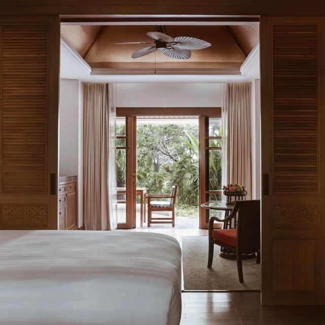Does your soul crave a retreat in nature? What if you woke up in the jungle tomorrow?⁠
⁠
Book your escape now at the link in our bio. ⁠
⁠
#SantiburiKohSamui #สันติบุรีเกาะสมุย⁠
⁠