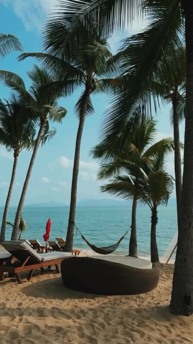 A beachfront idyll awaits, and you’re invited.⁠
Come and bask in the beauty. ⁠
⁠
📷 by @rada_radmila⁠
⁠
#SantiburiKohSamui #สันติบุรีเกาะสมุย