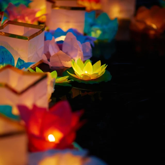 This year, celebrate Loy Krathong Festival with eco-friendly alternatives. ⁠
⁠
Instead of polystyrene or foam bases, let’s get back to tradition and make our krathongs from natural biodegradable materials.⁠
⁠
Happy Loy Krathong.✨⁠
⁠
#SantiburiKohSamui #สันติบุรีเกาะสมุย