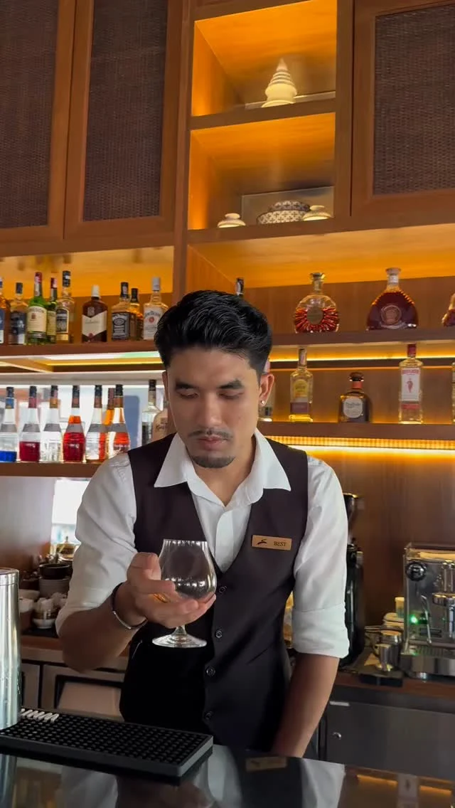 Meet the man behind the bar 🍸⁠
⁠
Khun Best, our Mixologist whose passion, creativity, and dedication flow into every cocktail he creates. His Signature creations are waiting for you at Santiburi.⁠
⁠
What would you like us to make for you today?⁠
⁠
#SantiburiKohSamui #สันติบุรีเกาะสมุย #SAiiDISCOVERY #kohsamuihotels