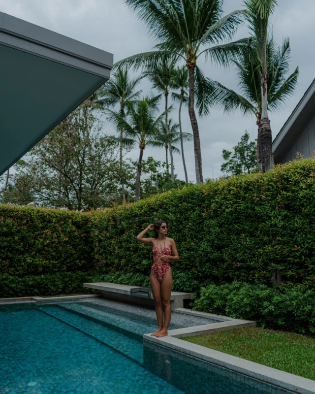 Hidden by tropical greenery, the Grand Reserve Pool Villa gives you your own quiet corner of the island.

 Mornings drift between dips in the private pool, and living spaces that open seamlessly to the outdoors.

Discover more via the link in our bio.
Photo courtesy of @opoetadacidade

#SantiburiKohSamui #สันติบุรีเกาะสมุย #SAiiDISCOVERY