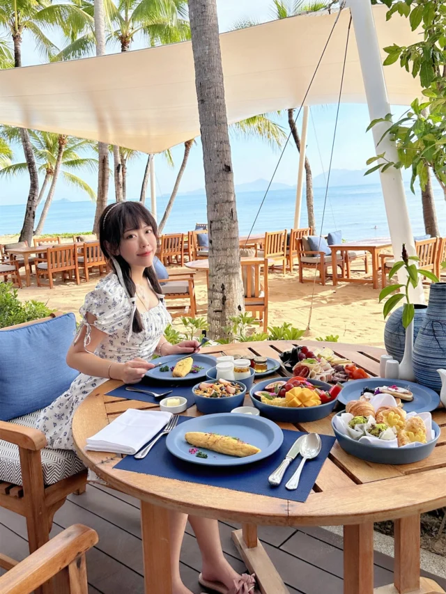 Breakfast tastes better with the sea this close.⁠
⁠
Start the morning with tropical fruits, warm pastries, fresh favourites, and the kind of ocean view that makes you forget to check the time.⁠
⁠
Book your stay via the link in our bio.⁠
⁠
Photo courtesy of Ayumi ⁠
⁠
#SantiburiKohSamui #สันติบุรีเกาะสมุย #SAiiDISCOVERY #TheBeachHouse⁠