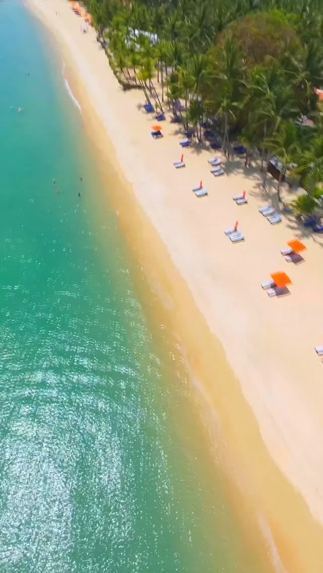 September may be coming to an end, but Koh Samui is still calling. 🌴⁠
⁠
From palm-fringed shores to days out on the Gulf aboard the Santiburi Explorer, there is always more of the island waiting to be discovered.⁠
⁠
Discover more and plan your Koh Samui escape via the link in bio.⁠
⁠
#SantiburiKohSamui #สันติบุรีเกาะสมุย #SAiiDISCOVERY #KohSamui #ThailandTravel⁠