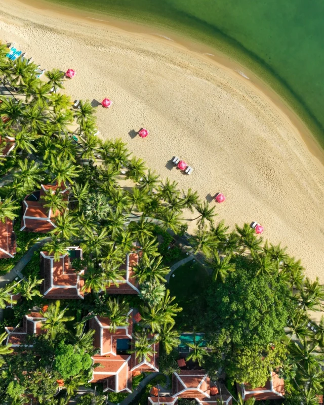 There's a difference between taking a break and truly slowing down.⁠
At Santiburi, every moment is designed to help you let go, breathe deeply, and rediscover the luxury of unhurried living.